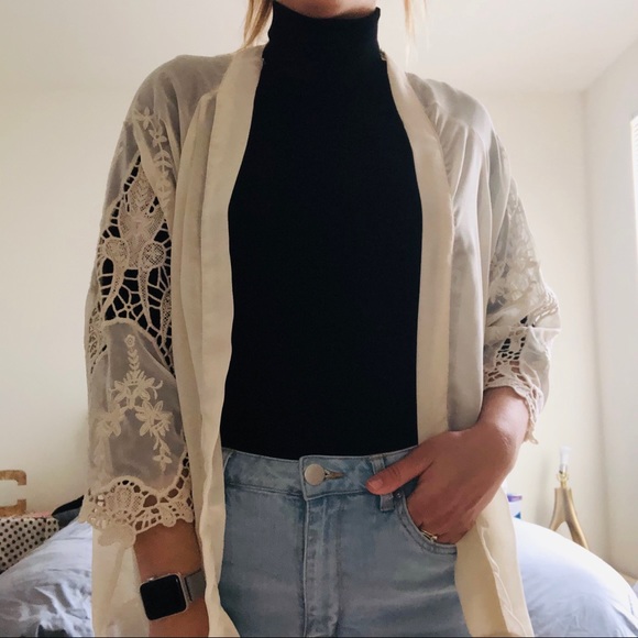 La Hearts Other - Ivory Kimono with Crochet Detailing